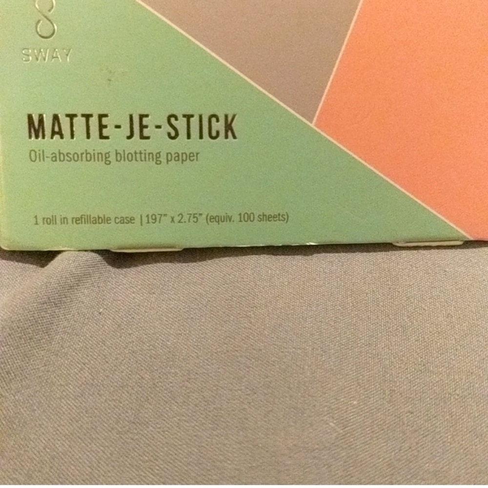 ⭐️sway Matte-Je-Stick Oil-absorbing Paper Roll Dispenser